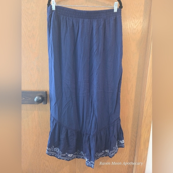 Time and Tru Dark Blue Maxi Skirt with Embroidery - Picture 2 of 7